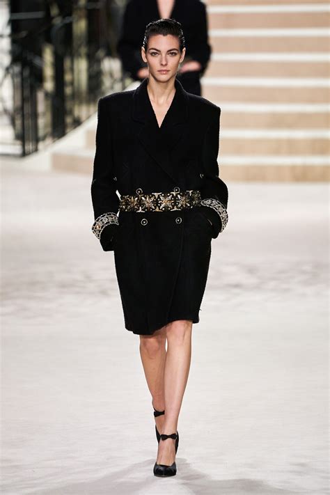 voguerunway chanel pre fall 2020|Chanel runway fashion.